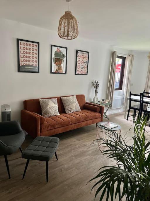 Gorgeous Flat 10 Min Walk To Stadium Free Parking Londra Exterior foto